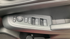 Honda HR-V 1.5 eHEV Elegance 5dr CVT Hybrid Hatchback